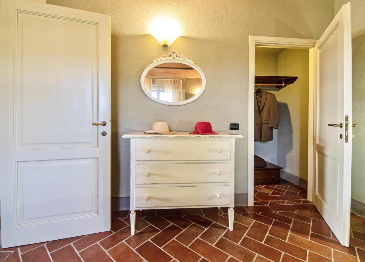 Apartments In Residence With Swimming Pool In Monteverdi Marittimo Bagian luar foto