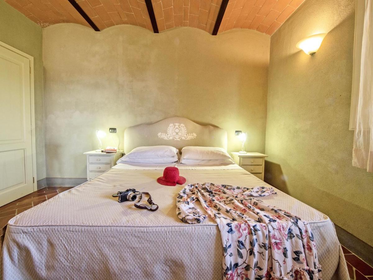 Apartments In Residence With Swimming Pool In Monteverdi Marittimo Bagian luar foto