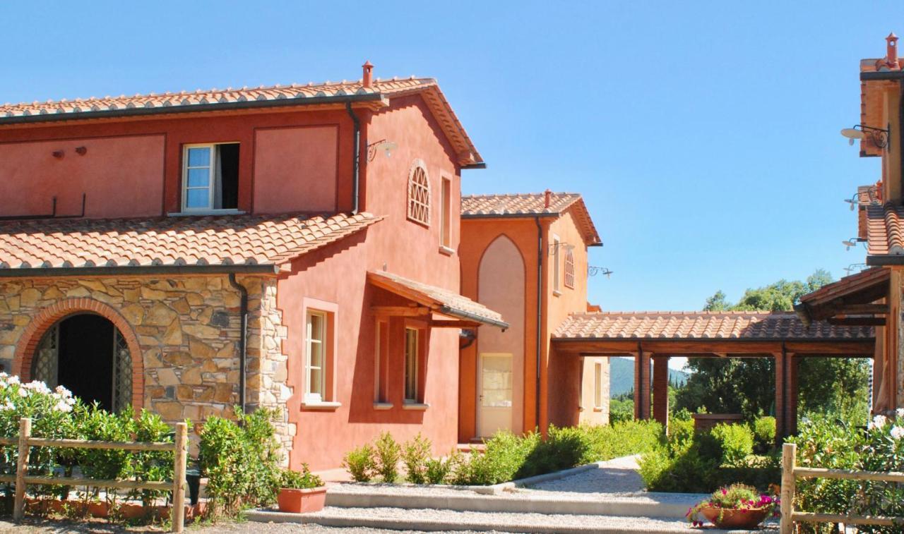 Apartments In Residence With Swimming Pool In Monteverdi Marittimo Bagian luar foto